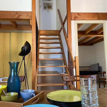 Duplex Arago Au Coeur De Sete, Comme Petite Maison Апартаменты *