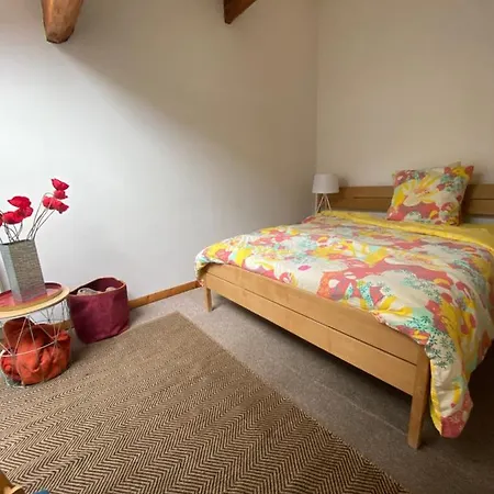 Duplex Arago Au Coeur De Sete, Comme Petite Maison Сет