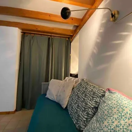 Duplex Arago Au Coeur De Sete, Comme Petite Maison Апартаменты