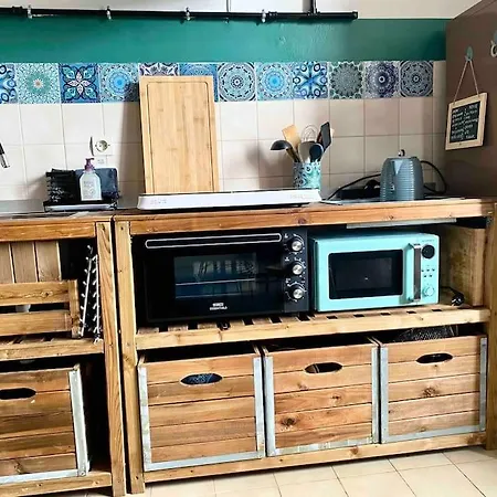 Duplex Arago Au Coeur De Sete, Comme Petite Maison Apartamento