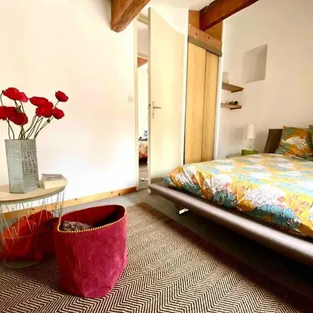 Duplex Arago Au Coeur De Sete, Comme Petite Maison Sète