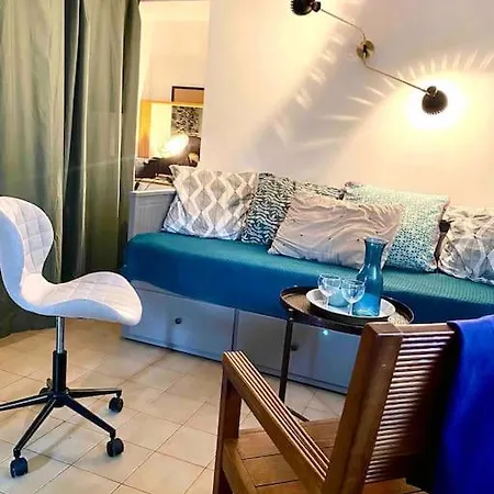 Duplex Arago Au Coeur De Sete, Comme Petite Maison Apartamento